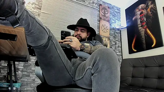 Snapshot of Ethan_Castellano chatting on 22, 6, 2026 Ethan Castellano online show from 22, 6, 2026