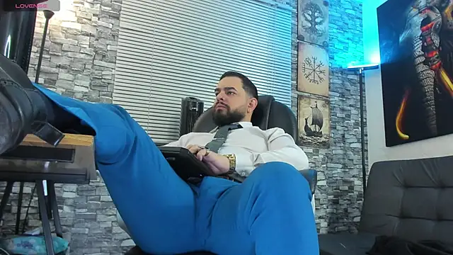 Snapshot of Ethan_Castellano chatting on 12, 7, 2026 Ethan Castellano online show from 12, 7, 2026