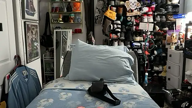 joeytatts66 online show from 12, 1, 2026