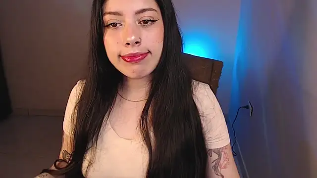 Snapshot of iam_emy chatting on 11, 5, 2026 iam emy online show from 11, 5, 2026