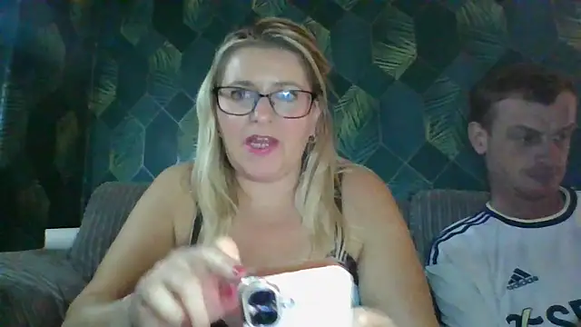 SweetXCandyX online show from 13, 11, 2025