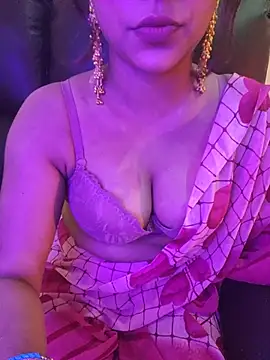 Snapshot of callmeshreya chatting on 15, 7, 2026 callmeshreya online show from 15, 7, 2026