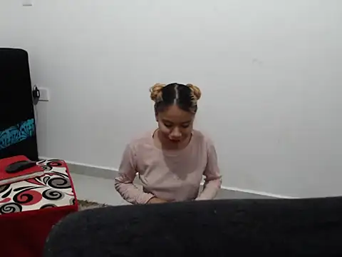 Snapshot of Naomi991 chatting on 6, 2, 2025 Naomi991 online show from 6, 2, 2025