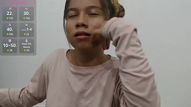 Snapshot of Naomi991 chatting on 17, 10, 2025 Naomi991 online show from 17, 10, 2025