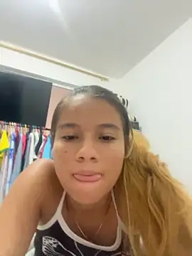 Snapshot of Naomi991 chatting on 20, 10, 2025 Naomi991 online show from 20, 10, 2025