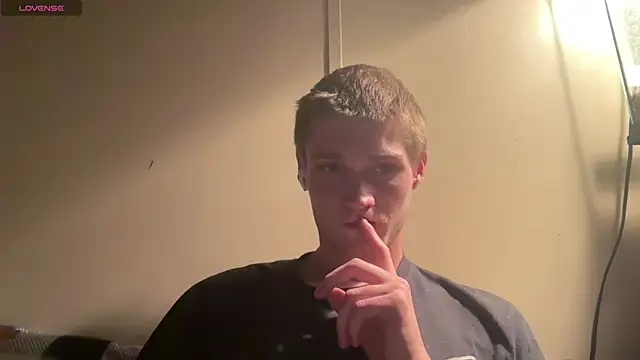 Snapshot of anomalies_ig chatting on 3, 4, 2026 anomalies ig online show from 3, 4, 2026