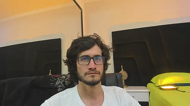 Loggan donnelly online show from 4, 1, 2025