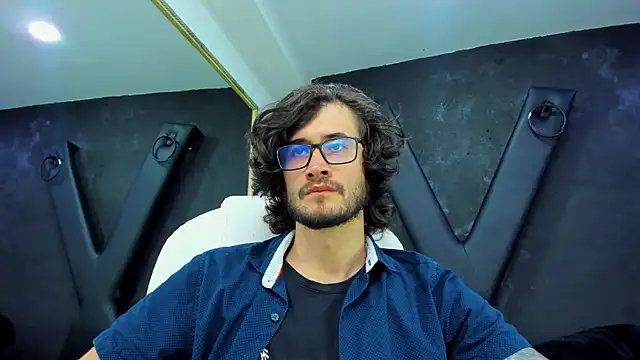 Loggan donnelly online show from 19, 3, 2025