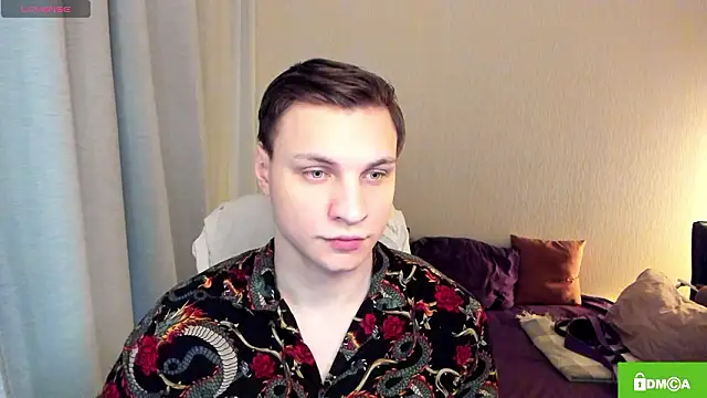 handsome guy01 online show from 28, 3, 2026