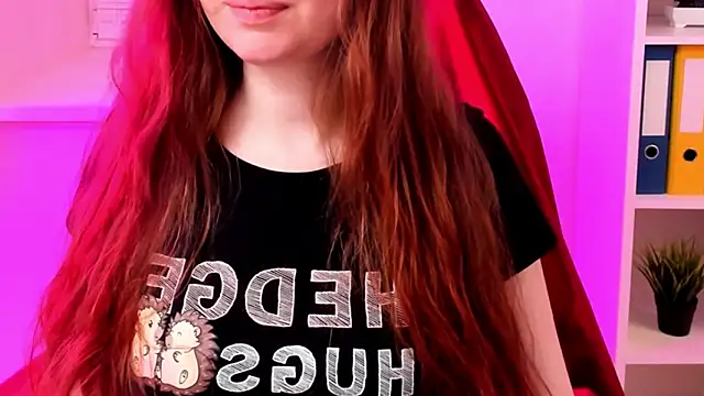 Snapshot of CarolGiggly chatting on 27, 2, 2026 CarolGiggly online show from 27, 2, 2026