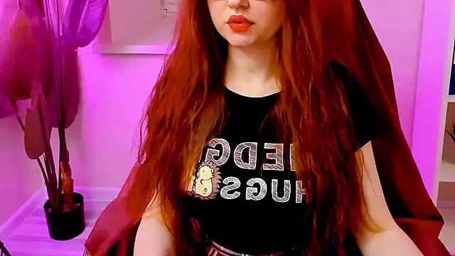 Snapshot of CarolGiggly chatting on 3, 3, 2026 CarolGiggly online show from 3, 3, 2026