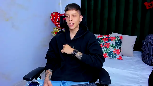 Snapshot of Adam_hard_ chatting on 12, 2, 2025 Adam hard  online show from 12, 2, 2025