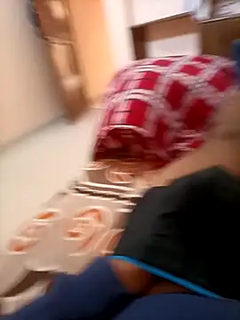 Snapshot of RRahullove69 chatting on 16, 11, 2025 RRahullove69 online show from 16, 11, 2025