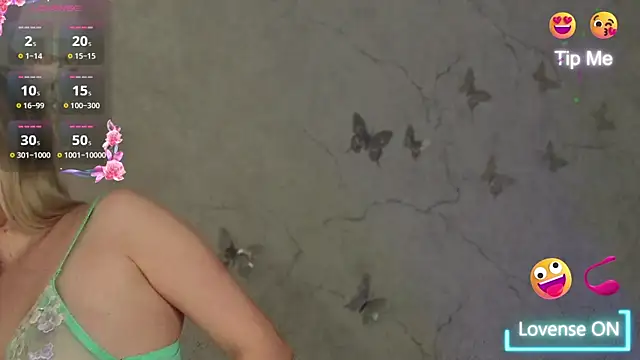 LianaCruz   online show from 31, 1, 2025