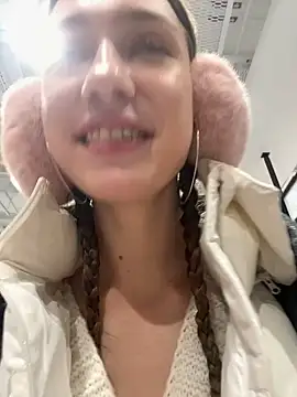 Lia  Love online show from 24, 12, 2024