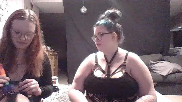 Snapshot of angel_star420864 chatting on 20, 12, 2024 angel star420864 online show from 20, 12, 2024