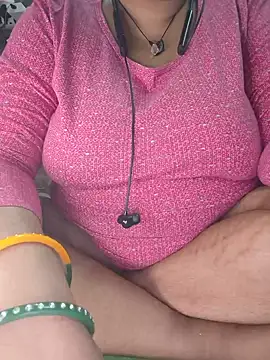 hotty manisha online show from 28, 7, 2026