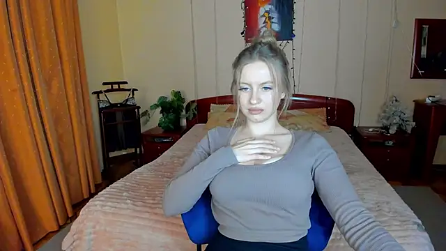 Snapshot of alexa_glory chatting on 1, 2, 2025 alexa glory online show from 1, 2, 2025
