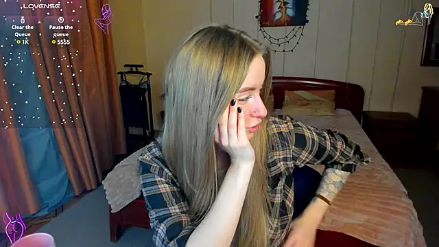 Snapshot of alexa_glory chatting on 13, 2, 2025 alexa glory online show from 13, 2, 2025
