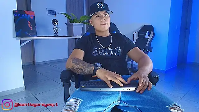 Snapshot of SantiagoReyesFtt chatting on 2, 7, 2026 SantiagoReyesFtt online show from 2, 7, 2026