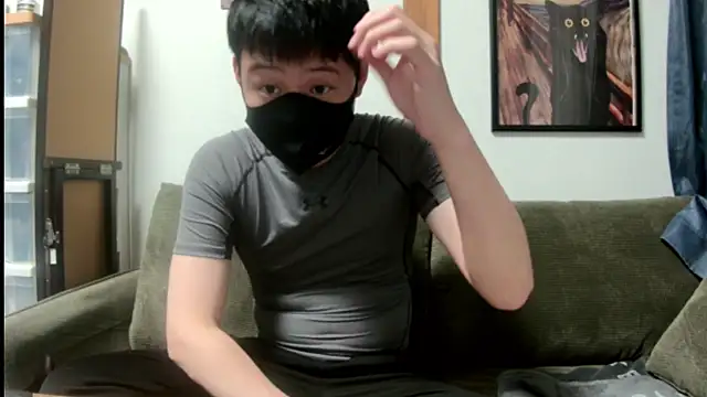 Snapshot of tuki_fu chatting on 8, 3, 2025 tuki fu online show from 8, 3, 2025