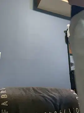 Snapshot of tuki_fu chatting on 24, 9, 2025 tuki fu online show from 24, 9, 2025