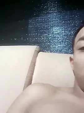Snapshot of tayson_ chatting on 6, 4, 2026 tayson online show from 6, 4, 2026