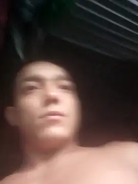 Snapshot of tayson_ chatting on 15, 4, 2026 tayson online show from 15, 4, 2026