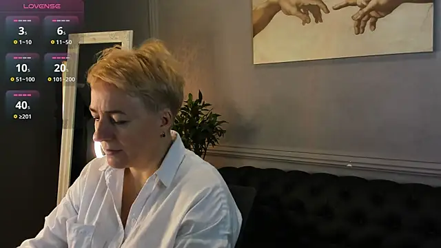 Nika Smit online show from 23, 11, 2025