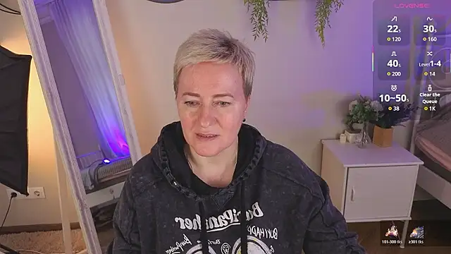 Nika Smit online show from 27, 3, 2026