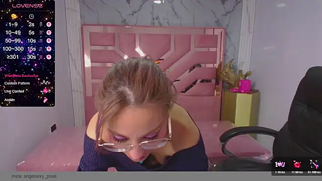 Snapshot of abril_ch_ chatting on 19, 4, 2026 abril ch online show from 19, 4, 2026
