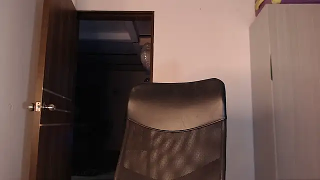 mistressbigcock777 online show from 5, 12, 2025