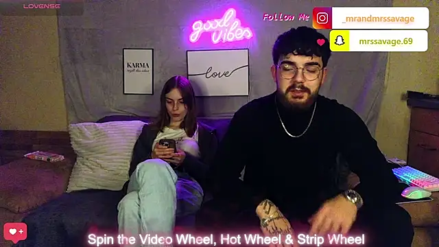 Snapshot of MrAndMrsSavage chatting on 15, 1, 2025 MrAndMrsSavage online show from 15, 1, 2025