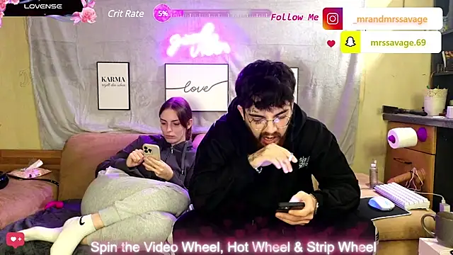 Snapshot of MrAndMrsSavage chatting on 23, 1, 2025 MrAndMrsSavage online show from 23, 1, 2025