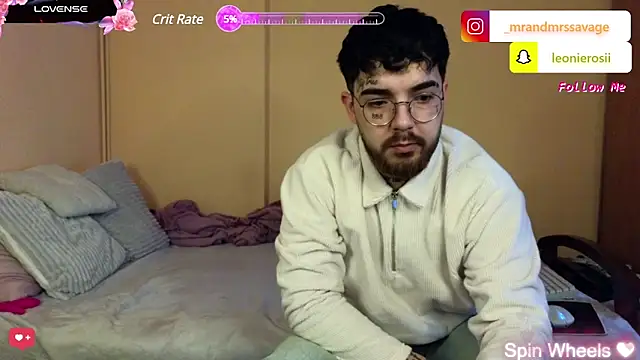 Snapshot of MrAndMrsSavage chatting on 7, 2, 2025 MrAndMrsSavage online show from 7, 2, 2025