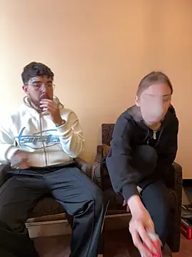 Snapshot of MrAndMrsSavage chatting on 27, 2, 2025 MrAndMrsSavage online show from 27, 2, 2025