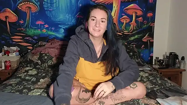 tattoomilf86 online show from 15, 2, 2025