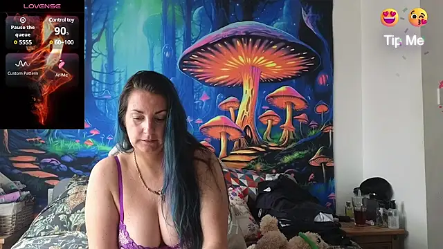 tattoomilf86 online show from 17, 3, 2025