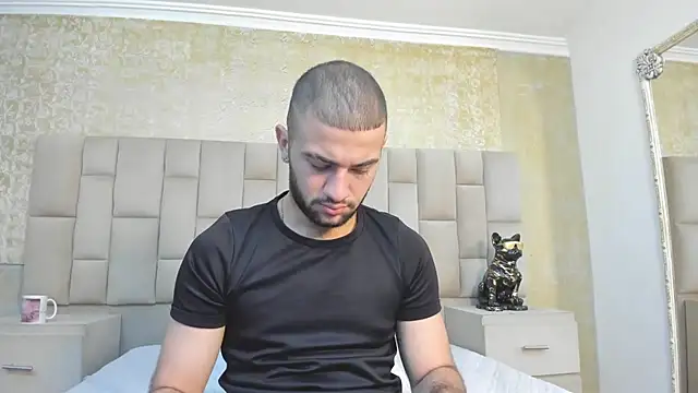 MaximusDick1  online show from 13, 11, 2025