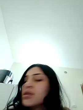 Virgin Pussy Love online show from 1, 3, 2026