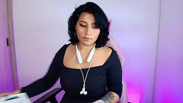 Pauilina online show from 13, 1, 2025