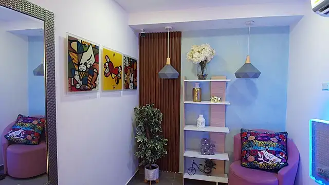 Dalila Sky online show from 8, 11, 2025