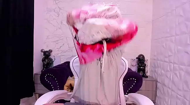 Snapshot of Im_Milan_Rs chatting on 6, 3, 2025 Im Milan Rs online show from 6, 3, 2025