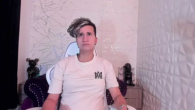 Snapshot of Im_Milan_Rs chatting on 9, 3, 2025 Im Milan Rs online show from 9, 3, 2025