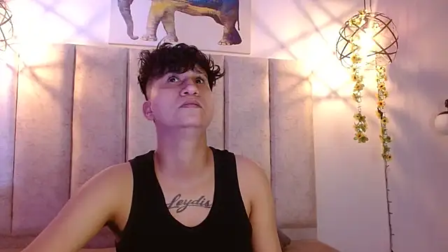 Snapshot of Im_Milan_Rs chatting on 10, 10, 2025 Im Milan Rs online show from 10, 10, 2025