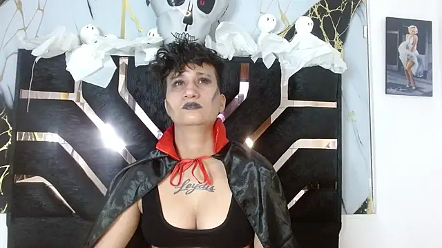 Snapshot of Im_Milan_Rs chatting on 28, 10, 2025 Im Milan Rs online show from 28, 10, 2025