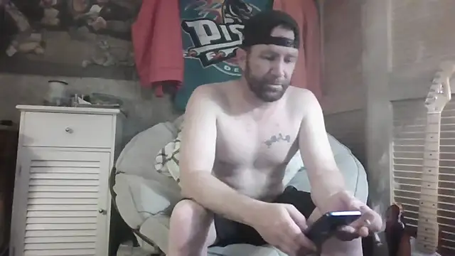 Snapshot of Edward_LongCock chatting on 21, 7, 2026 Edward LongCock online show from 21, 7, 2026