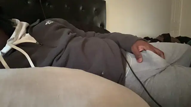 Snapshot of tokenkingtn chatting on 15, 11, 2025 tokenkingtn online show from 15, 11, 2025