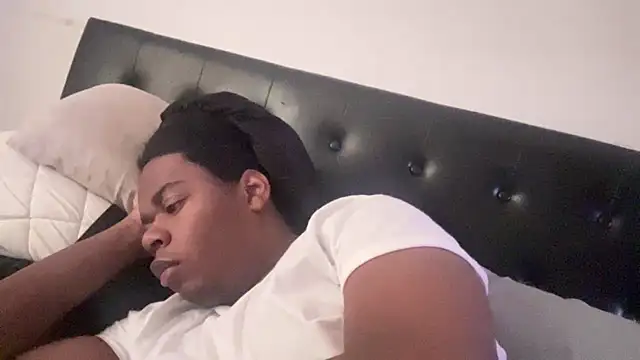 Snapshot of tokenkingtn chatting on 15, 12, 2025 tokenkingtn online show from 15, 12, 2025