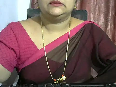 Snapshot of Naughty_Nityaa chatting on 8, 1, 2025 Naughty Nityaa online show from 8, 1, 2025